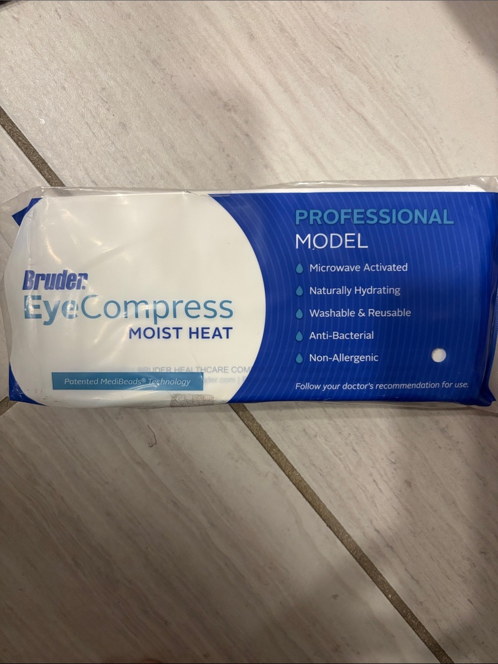 Bruder EyeCompress Moist Heat Eye Compress - Blue/White